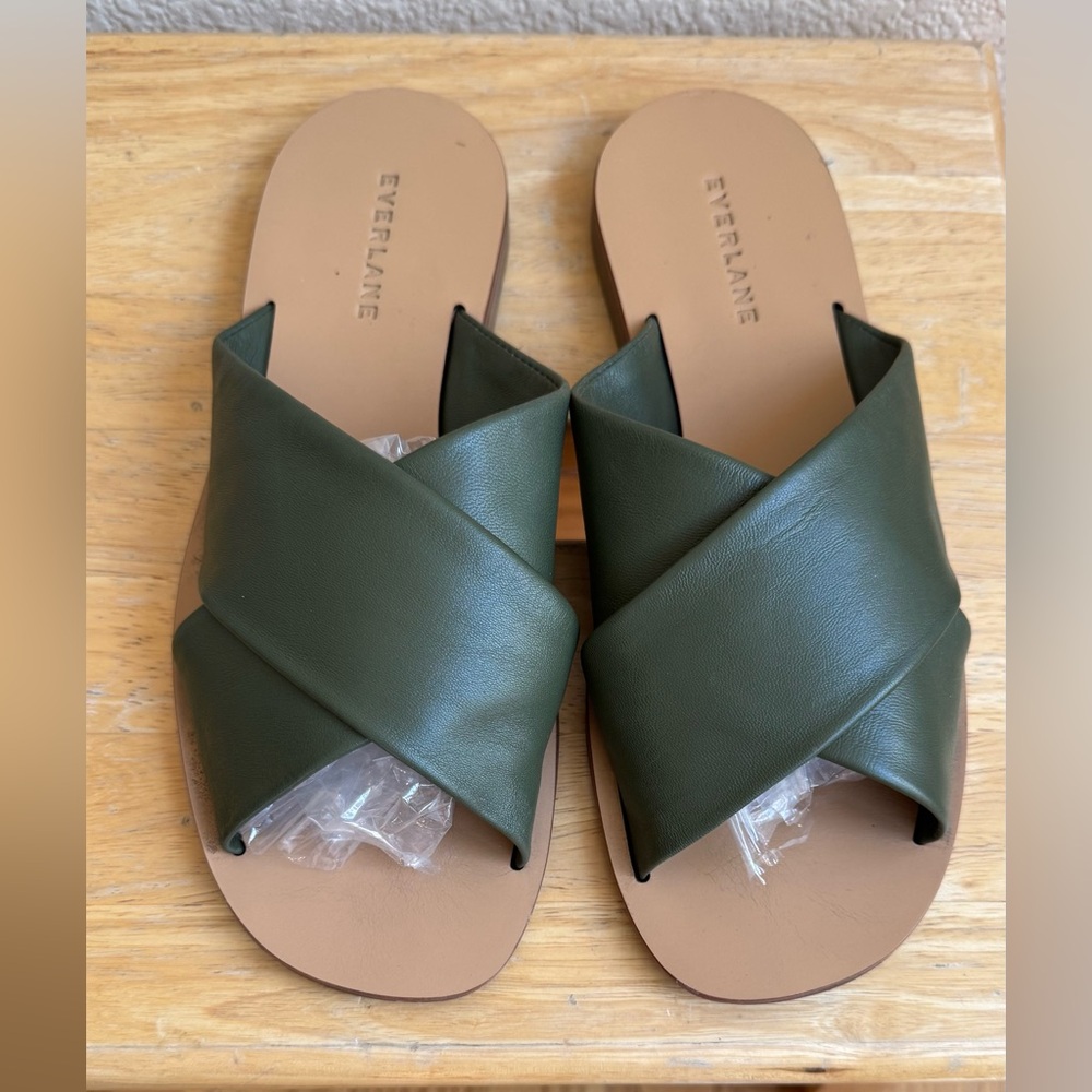 The Day Crossover Sandal Sz 7